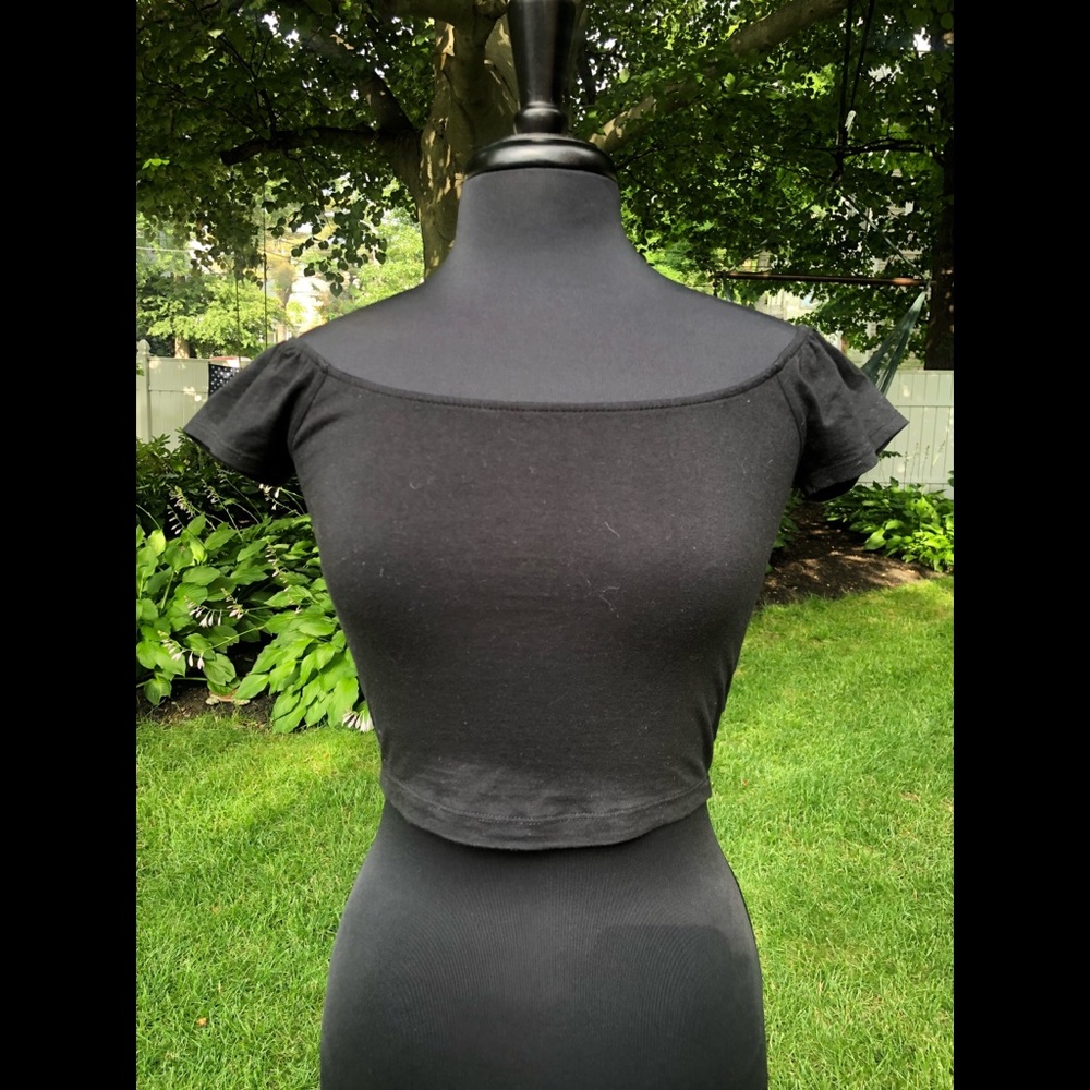 Back off the shoulder top Garage